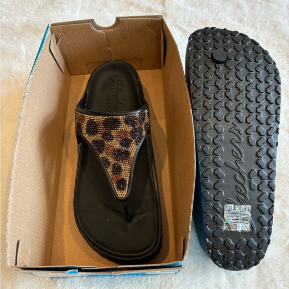 NWT Skechers Leopard Print Sandals Black and Brown Size 9 - Picture 7 of 9